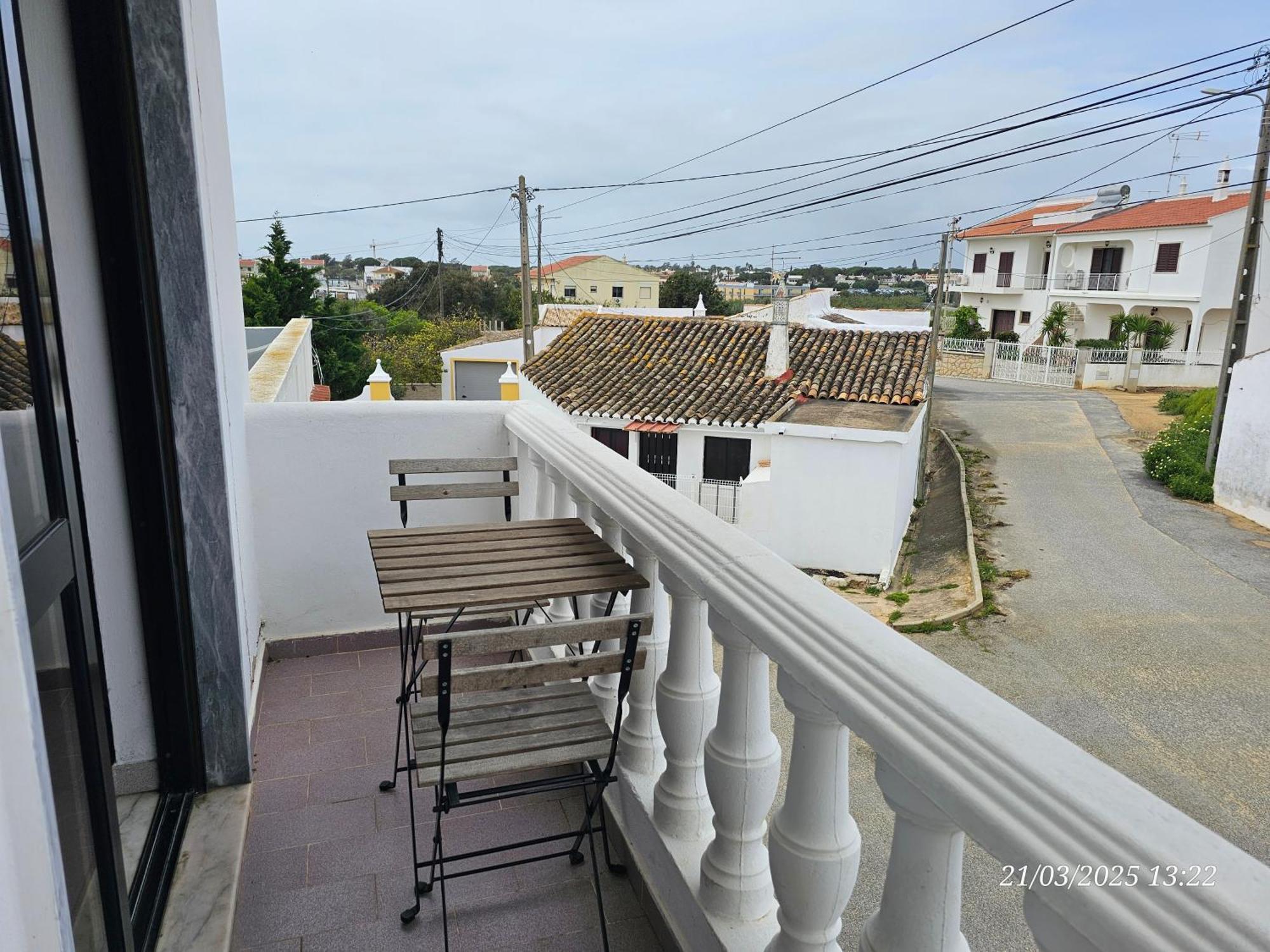 Blife Marya Private Rooms - Airport Stay Faro Room photo