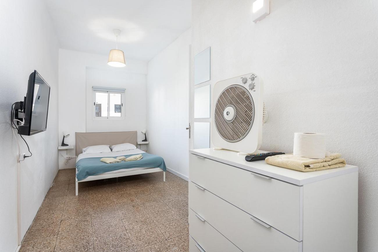 Blife Marya Private Rooms - Airport Stay Faro Room photo